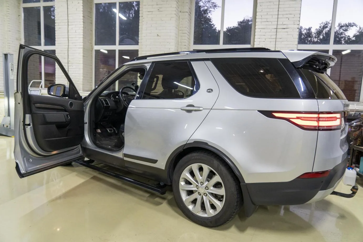 Электропороги ATS Land Rover Discovery V