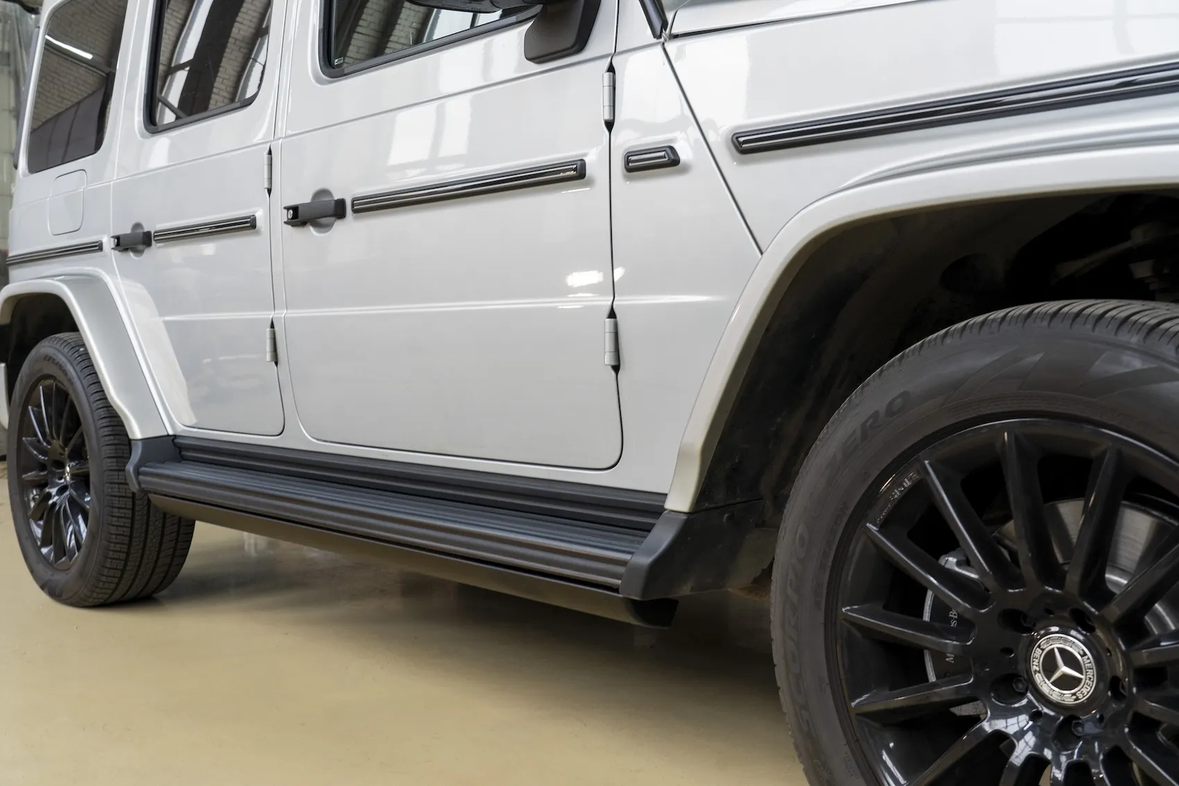 Электрические выдвижные пороги ats для Mercedes g class