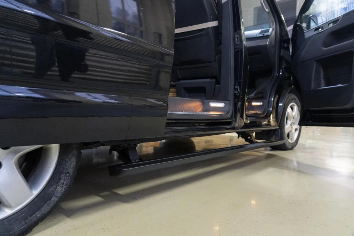 Электропороги ATS Volkswagen Multivan T5