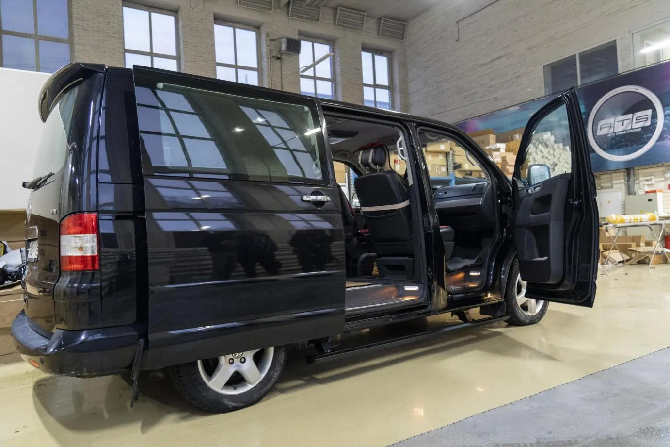 Электропороги ATS Volkswagen Multivan T5