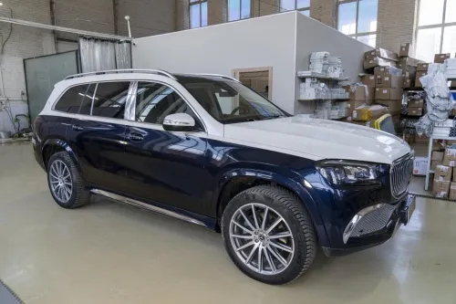 Выдвижные пороги ATS для Mercedes GLS в стиле Maybach