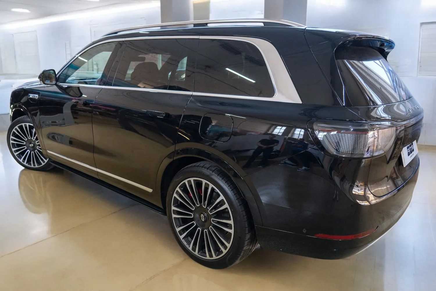 Электрические выдвижные пороги ats для автомобиля aito m9