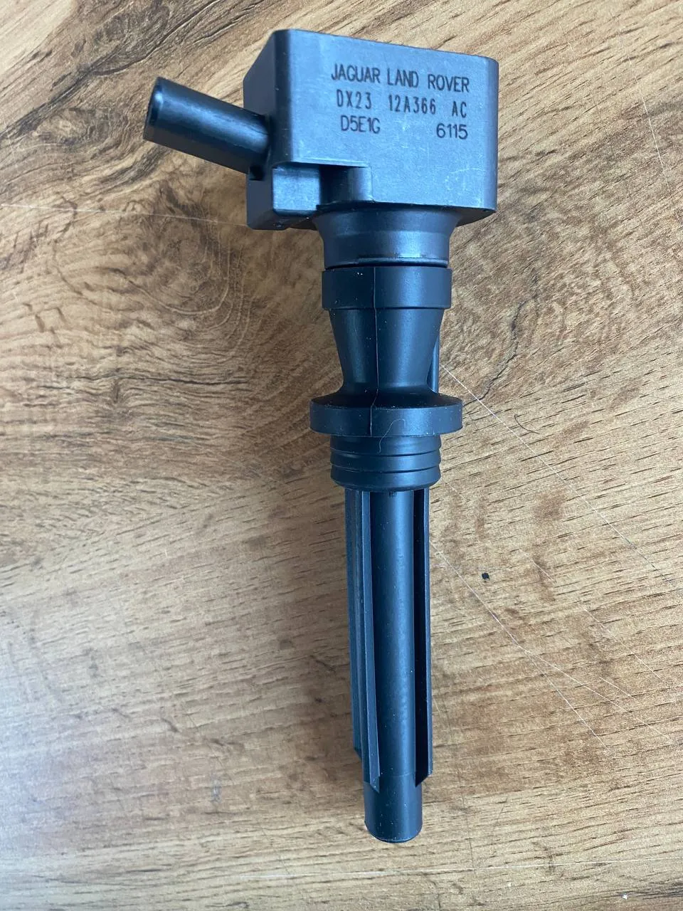 Катушка зажигания Range Rover LR035548