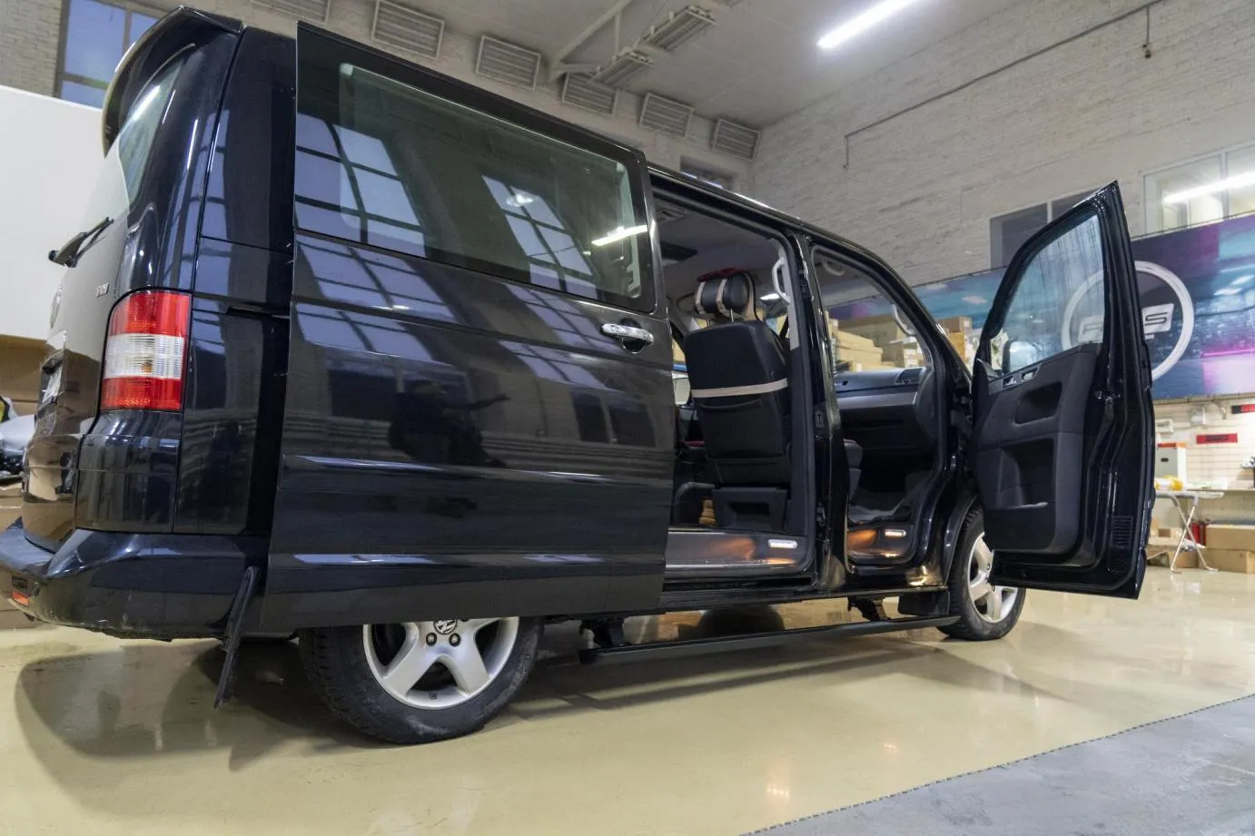 Электропороги ATS Volkswagen Multivan T5