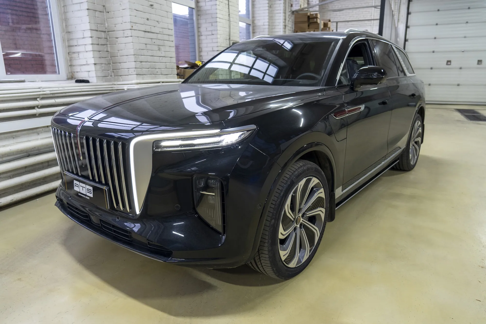 Выдвижные пороги ATS для Hongqi E-HS9