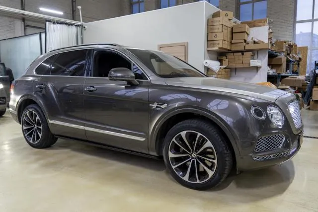 Электрические выдвижные пороги ATS для bentley bentayga