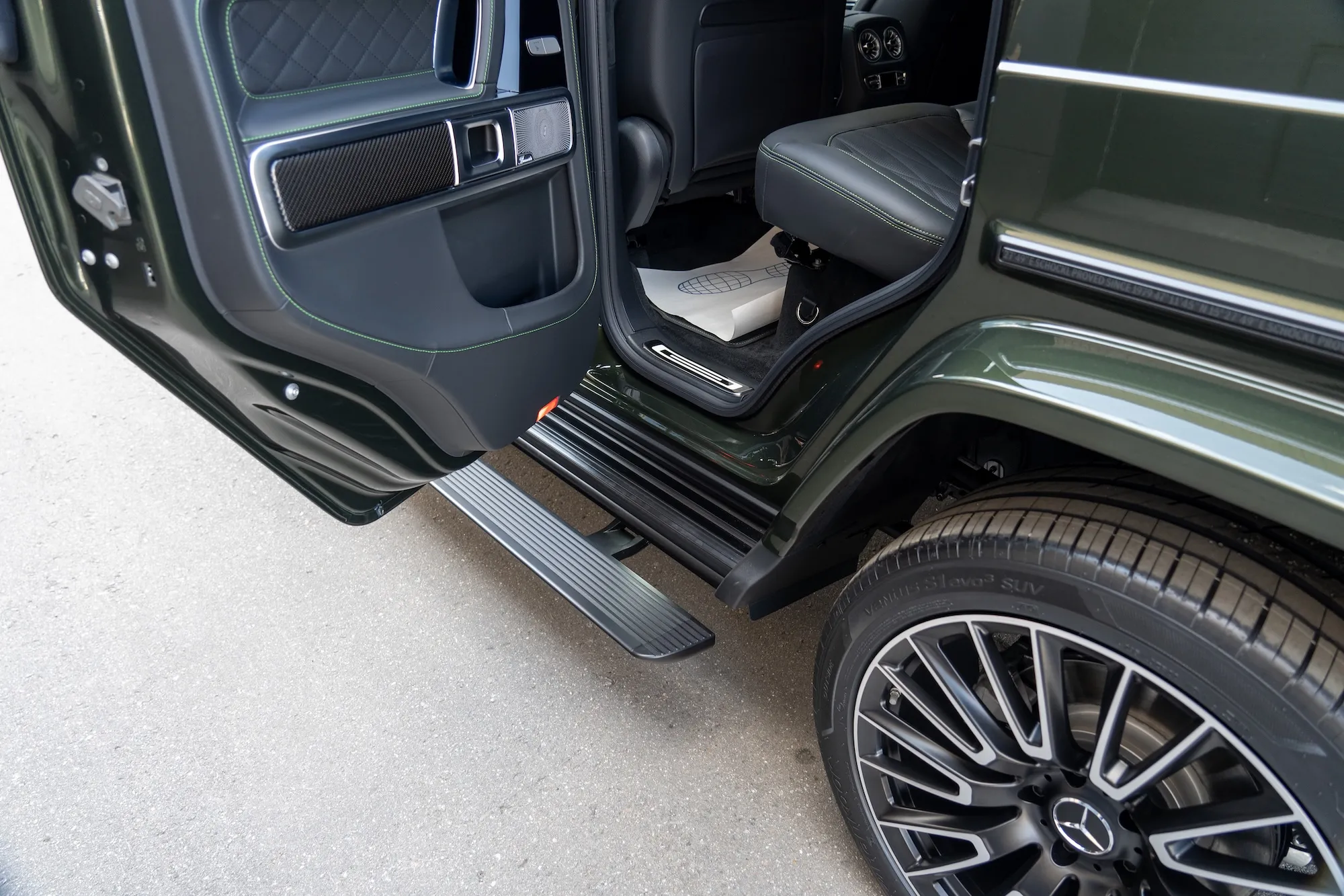 Электрические выдвижные пороги ats для Mercedes g class