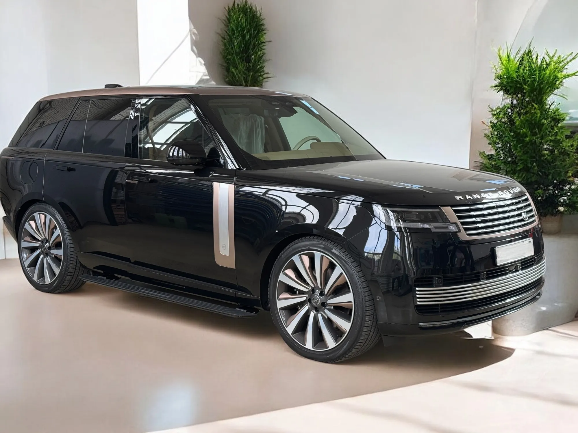 Оригинальные пороги Range Rover L460