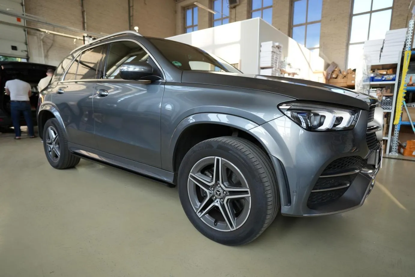 Доводчики дверей Mercedes-Benz GLE