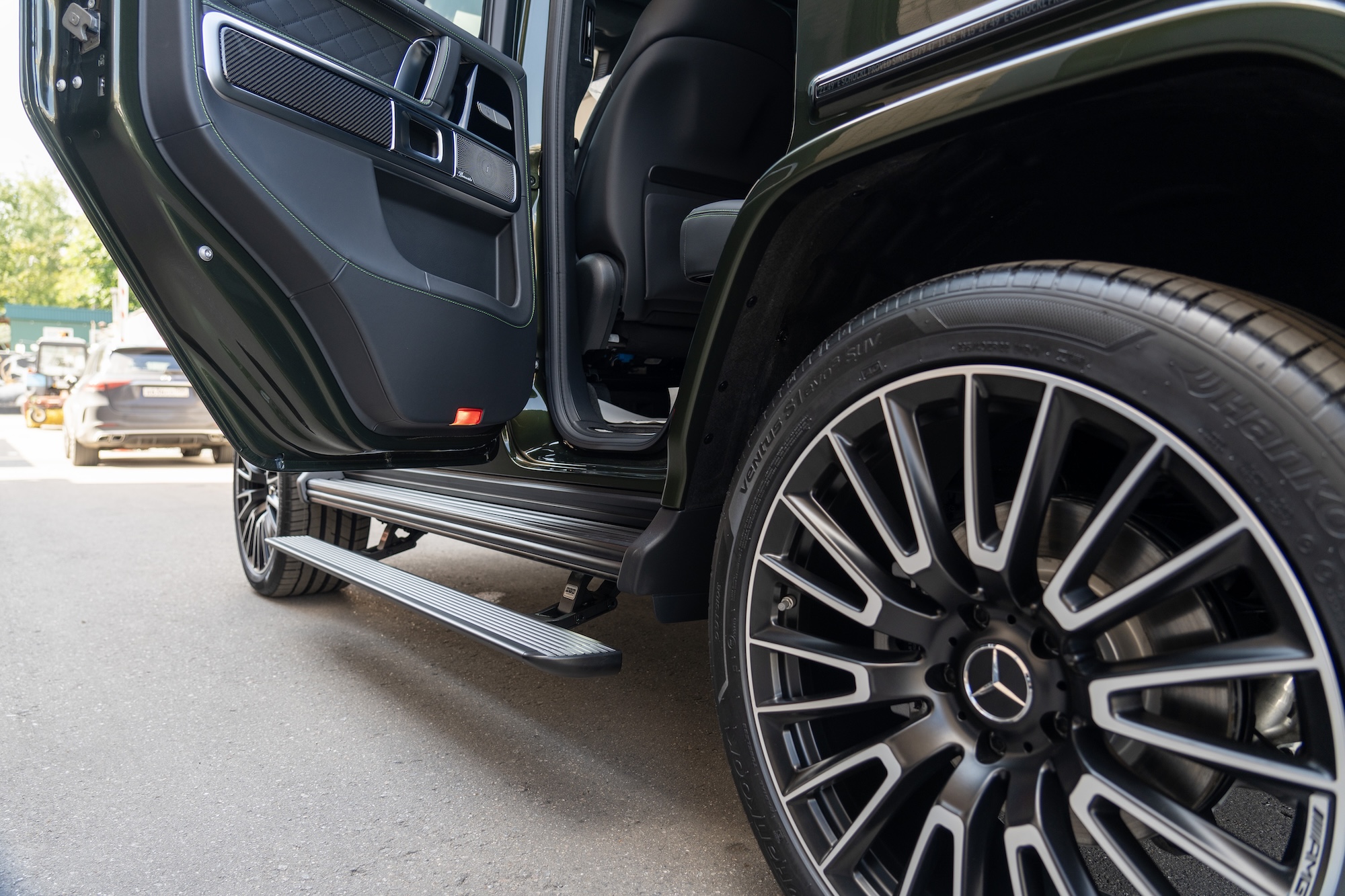 Электрические выдвижные пороги ats для Mercedes g class