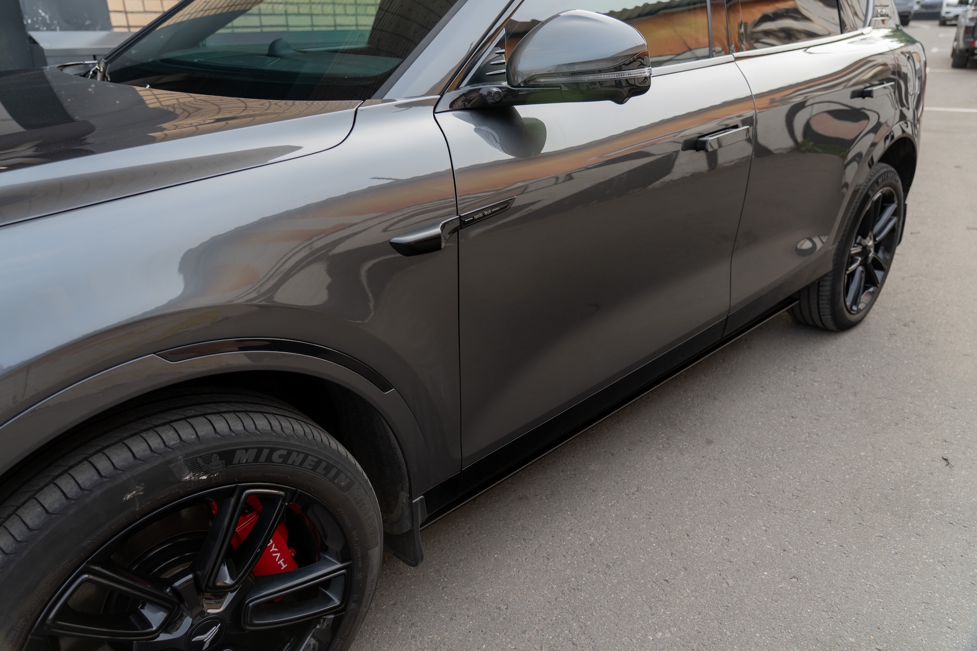 Выдвижные пороги ATS для Voyah Free