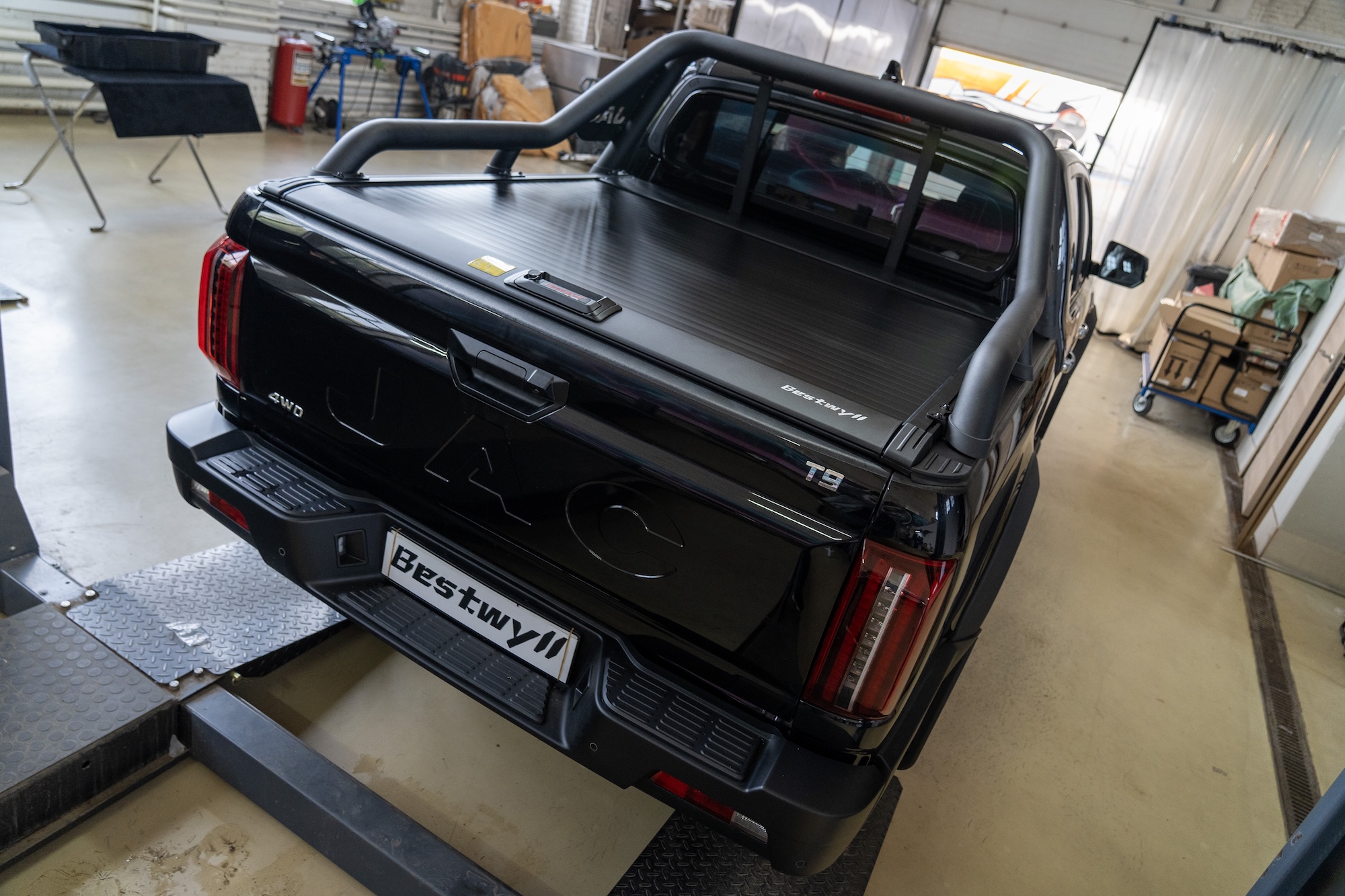 Механическая крышка кузова Bestwyll для Jac T9