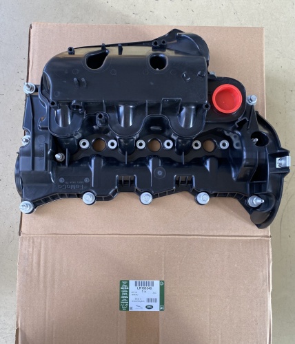 Клапанная крышка правая Range Rover LR166340