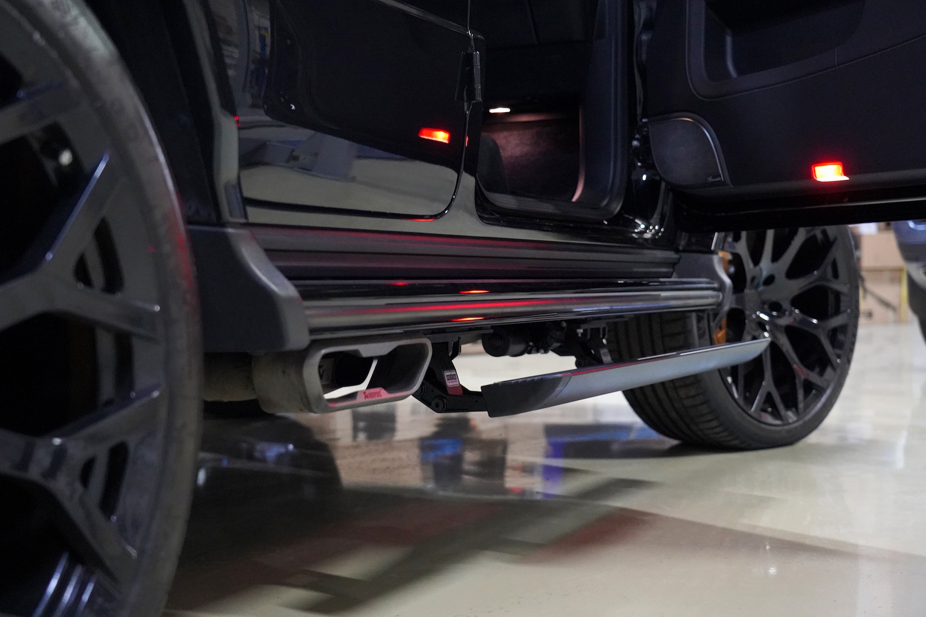 Электрические выдвижные пороги ats для Mercedes g class