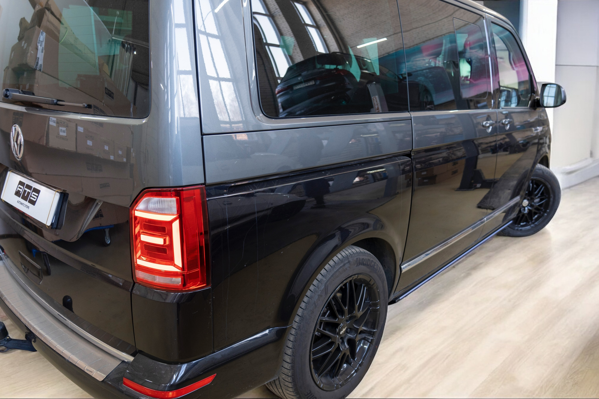 Электрические выдвижные пороги ATS для Volkswagen Multivan T6